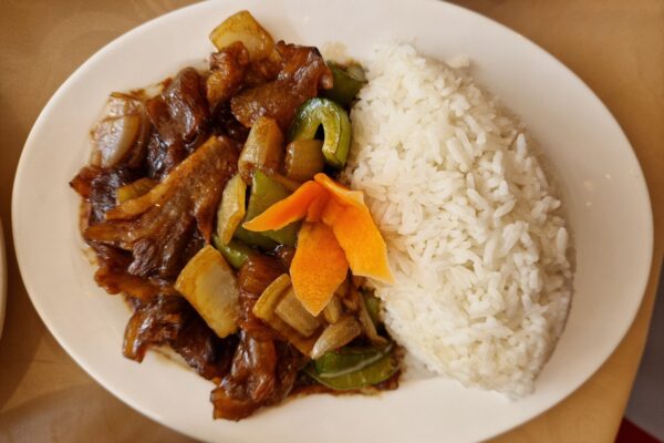 Beef Tendon with Rice